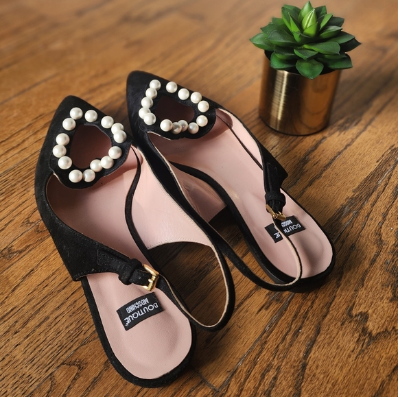 ❤️ Boutique Moschino Flats - Picture 2 of 6